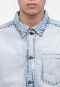 Les Deux OVERSHIRT - Πουκάμισο - light indigo wash
