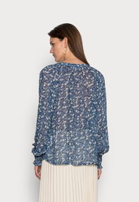 Part Two KETTA - Blusa - blue blurred