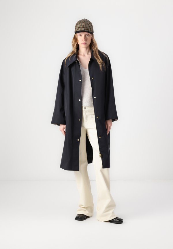 SONNET  - Trenchcoat3