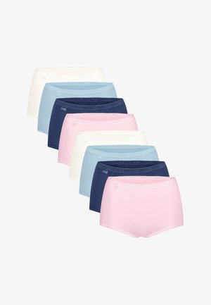 Kahdeksan paria korkeavyötäröisiä puuvillapikkareita vuorotellen väreissä: valkoinen, vaaleansininen, tummansininen ja vaaleanpunainen, aseteltuna porrastettuun pinoon.