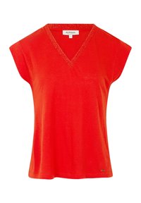 Rode korte mouwen V-hals t-shirt met een gestructureerde halslijn en een losse pasvorm. Gemaakt van zacht materiaal, met een klein logo accent nabij de zoom.