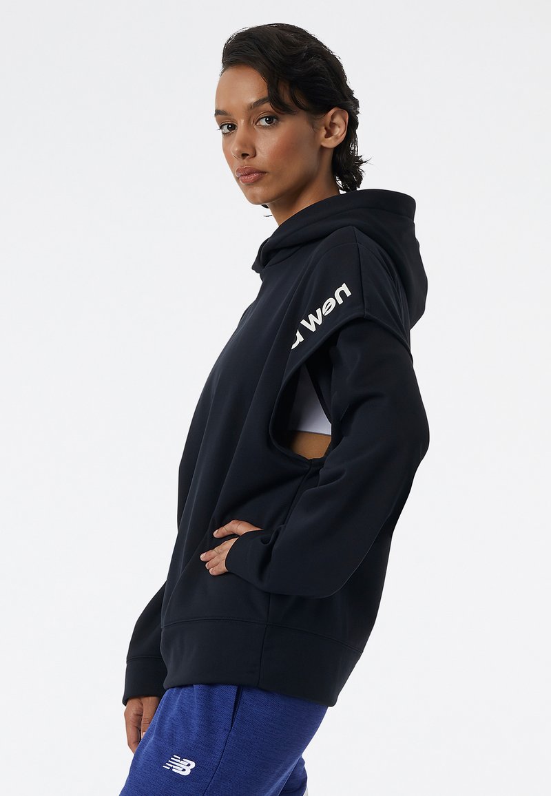 Damen Sportbekleidung | New Balance TRANSFORM LAYER Kapuzenpullover black/anthrazit - CQ17791 Damen Sportbekleidung | New Balance TRANSFORM LAYER Kapuzenpullover black/anthrazit - CQ17791