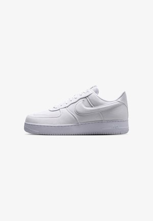 Nike Sportswear, NIKE SPORTSWEAR MEN'S SHOES AIR FORCE 1 '07 LV8 - Zapatillas - white white