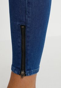 Lee Vaqueros pitillo - blue denim
