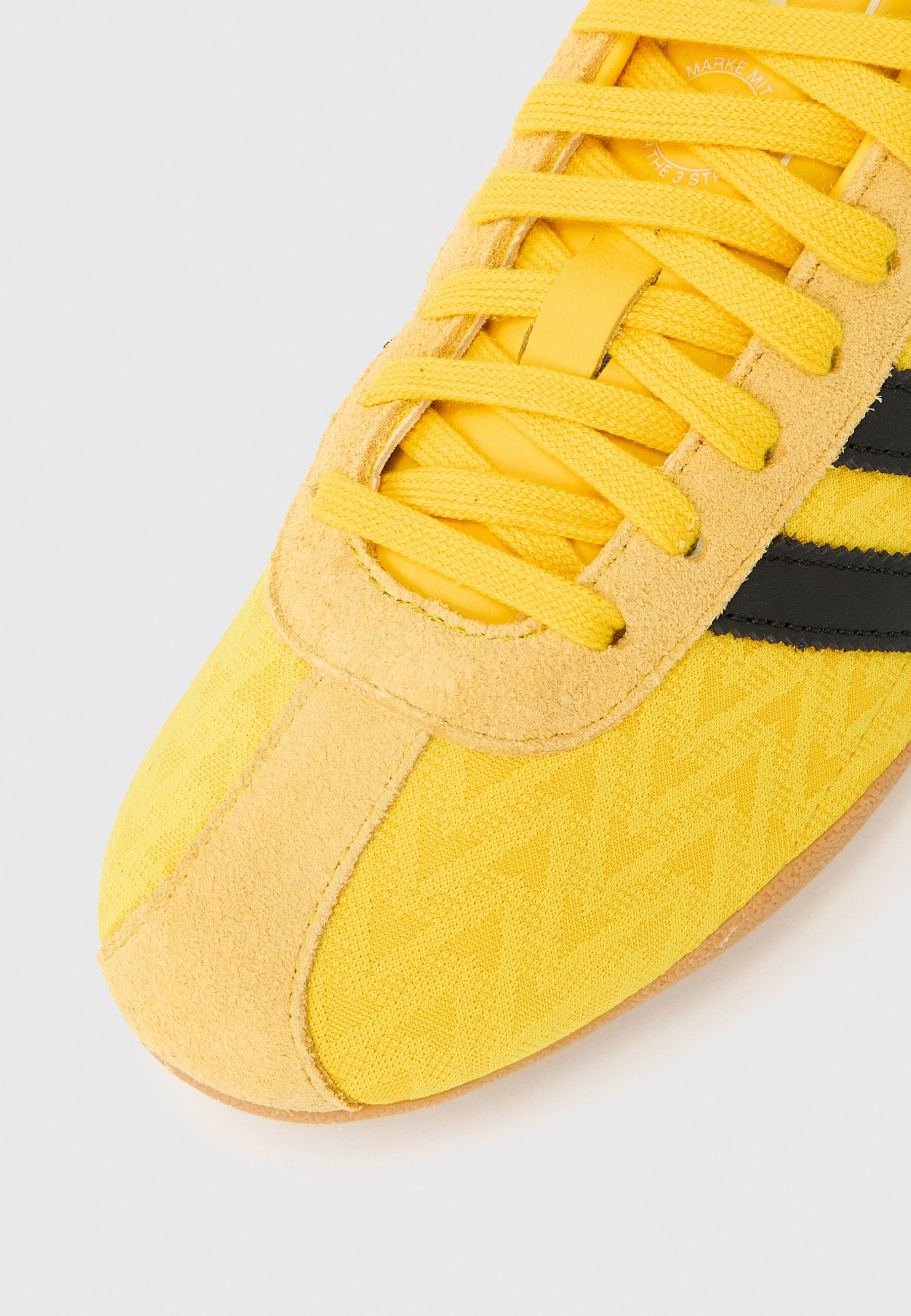 adidas Originals TOKYO - Trainers - yellow/core black/off white