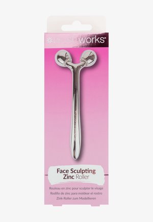 BRUSHWORKS FACE SCULPTING ZINC ROLLER - Accessoires soin du corps - silver