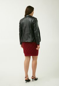 Maison Form'elle Giacca in similpelle - black