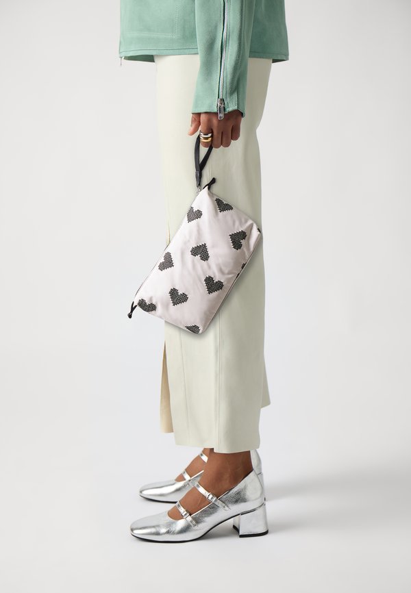 MULTIPURPOSE PURSE AMORE - Wash bag - ecru