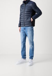 Calvin Klein Kurtka przejściowa