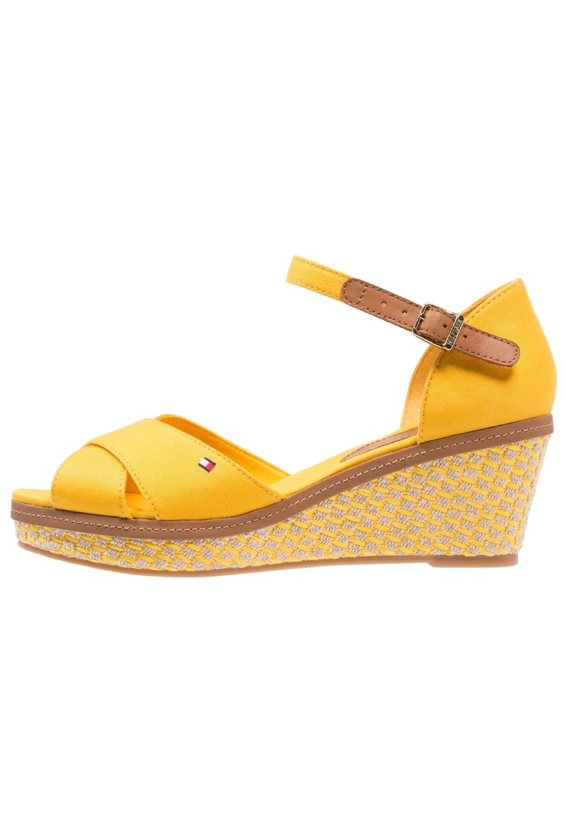 Tommy Hilfiger Sandály na platformě - yellow