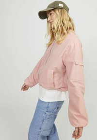 JJXX JXLEILA OTW NOOS - Bomber jakna - silver pink