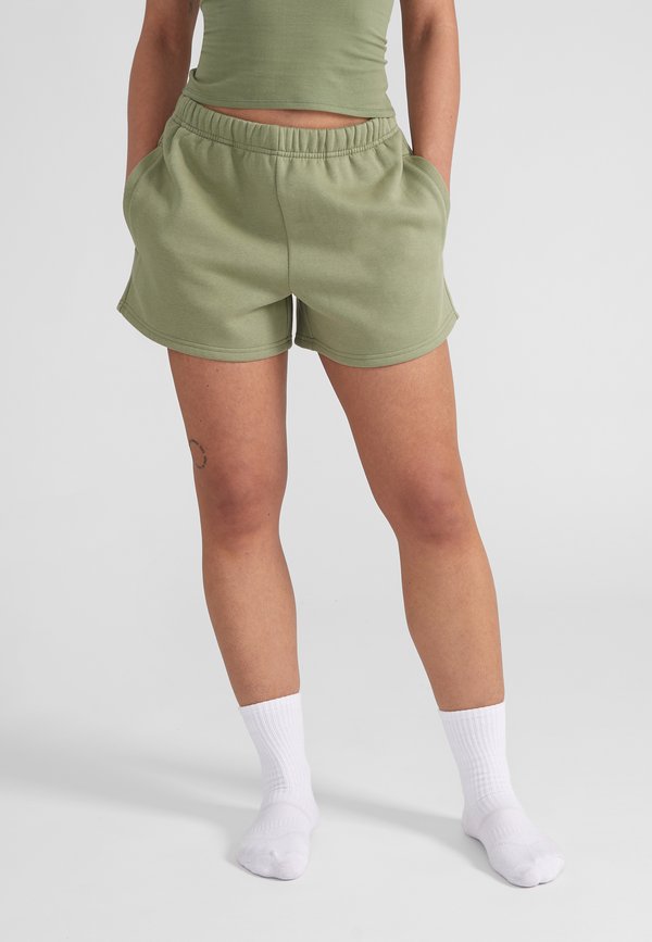 Shorts - olive