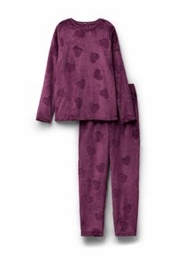 Conjunto de pijama de felpa en color púrpura que incluye una parte superior de manga larga y pantalones a juego con patrones de corazones en relieve. Tejido suave y texturizado.