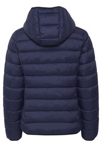 Veste matelassée bleu marine avec matelassage horizontal et capuche attachée, vue de dos.