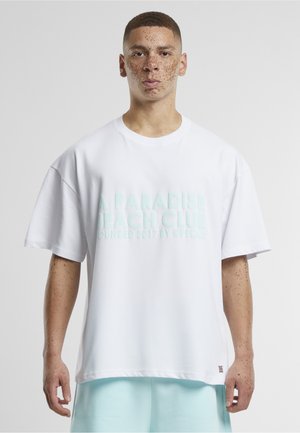 PEQUS, T-shirt imprimé - weiß