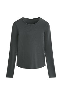 Nevybrané, mottled grey