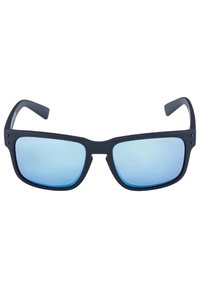 Schwarze rechteckige Sonnenbrille mit blauen, verspiegeltenden Gläsern. Rahmen mit matter Oberfläche und abgerundeten Ecken sowie dünnen Bügeln. Leichtes Design.