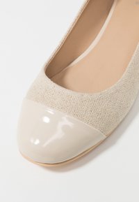 Pier One Ballerines - beige