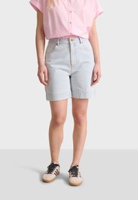 VOSGES - Shorts di jeans - faded blue