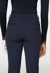 J.LINDEBERG Sports MARIA - Tygbyxor - jl navy