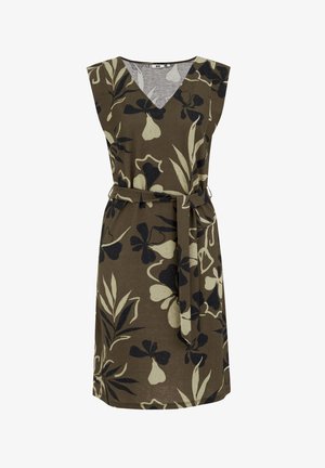 Kukkakuosiset mekko, jossa on V-pääntie, hihaton malli, vihreä-ruskea pohja ja kangasvyö vyötärön korostamiseksi.