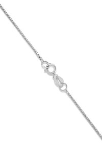 Silberne Halskette mit elegantem Design, bestehend aus einem quadratischen Gliedermuster und einem runden Verschluss für sicheren Halt.