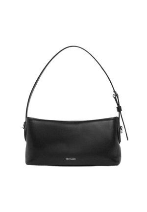 Borsa a spalla in pelle nera con una superficie liscia, chiusura con zip e manico curvato. Caratterizzata da dettagli con logo sul davanti.