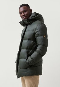 ALTONADOCK Abrigo de invierno verde oscuro/verde