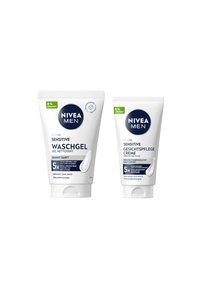 NIVEA MEN Sensitive twin set: white plastic tubes with blue and green accents; includes wash gel and face cream, both labeled "0% Alcohol."