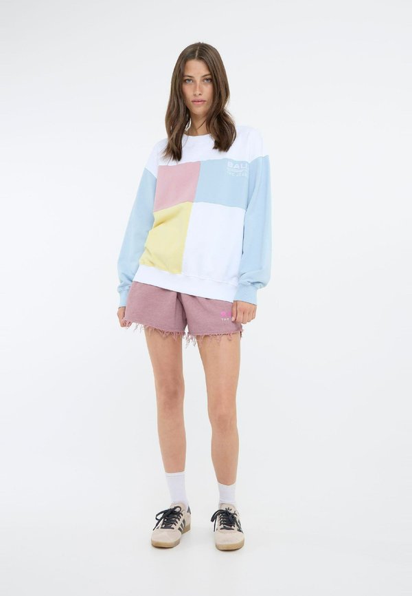 BAAURORA - Sweatshirt4