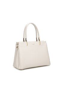 Borsa in pelle crema con design strutturato, doppi manici superiori e dettagli in metallo dorato. Esterno texture e base piatta per stabilità.