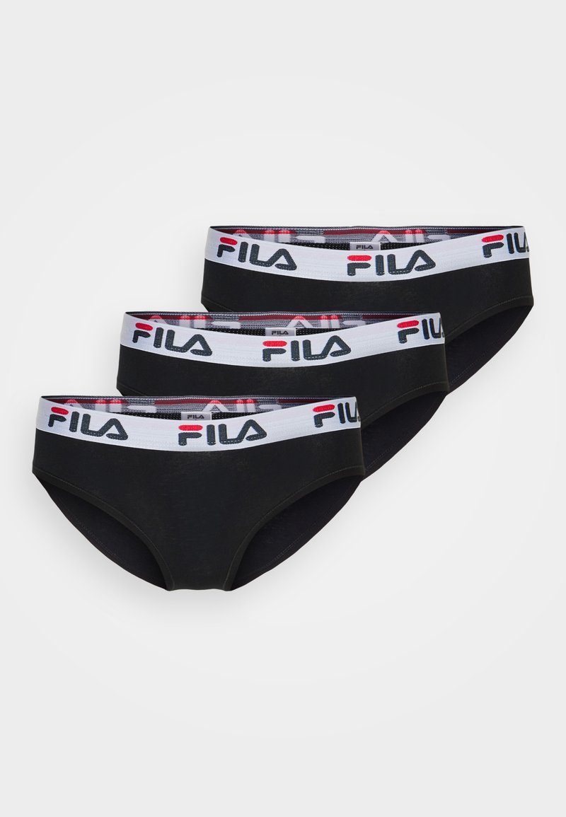 Ensemble de trois sous-vêtements noirs en forme de slip avec une ceinture élastique blanche à logo Fila, accentuée de rouge et de bleu. Tissu doux et extensible, design sans couture.