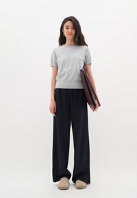 InWear KELLSIEIW - Paprasti marškinėliai - granite melange