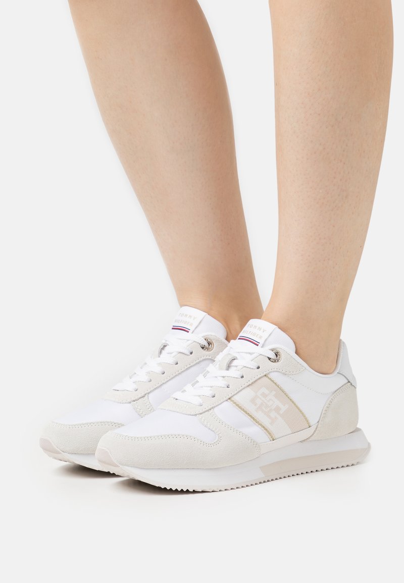 Tommy Hilfiger RUNNER WITH WEBBING Baskets basses white/écru