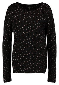 Schwarzes Langarmshirt mit Rundhalsausschnitt, das kleine rosa Blumenmuster aufweist. Hergestellt aus weichem Stoff mit glatter Textur.