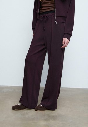 SOFT-TOUCH WITH SEAM DETAIL - Tepláky - purple