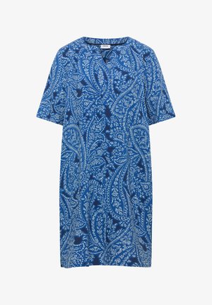 Vestido azul hasta la rodilla con estampado blanco de paisley, mangas cortas y escote redondo con un pequeño corte en V.