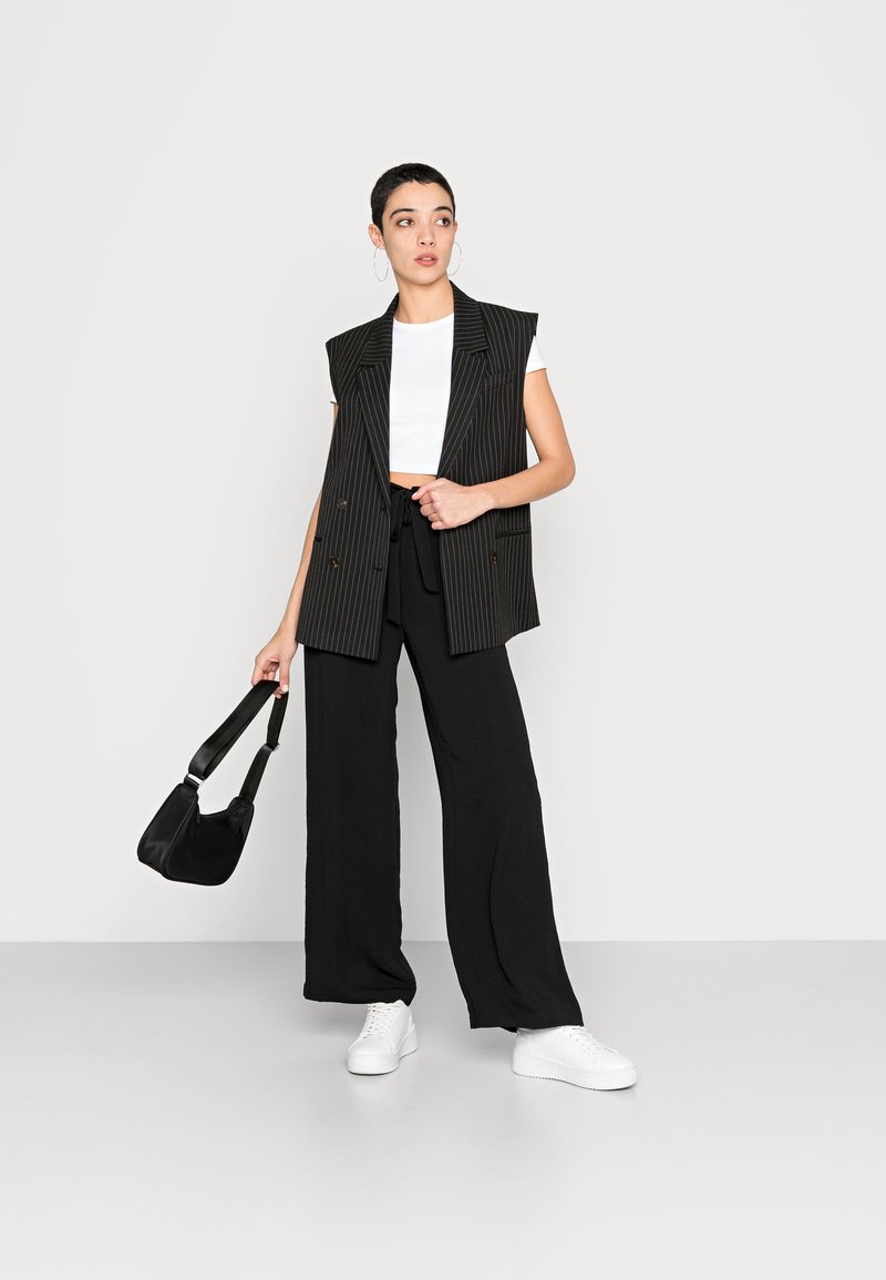 Damen Chinos | JDY JDYCITY PANT Stoffhose black/schwarz - JZ39953 Damen Chinos | JDY JDYCITY PANT Stoffhose black/schwarz - JZ39953