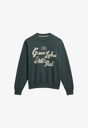 Dunkelgrüner Sweatshirt aus Baumwollmaterial. Verfügt über einen runden Halsausschnitt, gerippte Bündchen und einen Grafikdruck mit der Aufschrift "Green Lakes State Park."