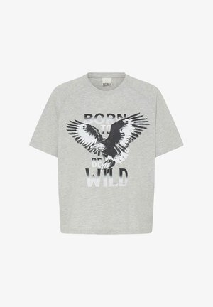 Szary t-shirt z krótkim rękawem z czarną grafiką orła i napisem "URODZONY, ABY BYĆ DZIKIM" w wyrazistych, kontrastowych kolorach.