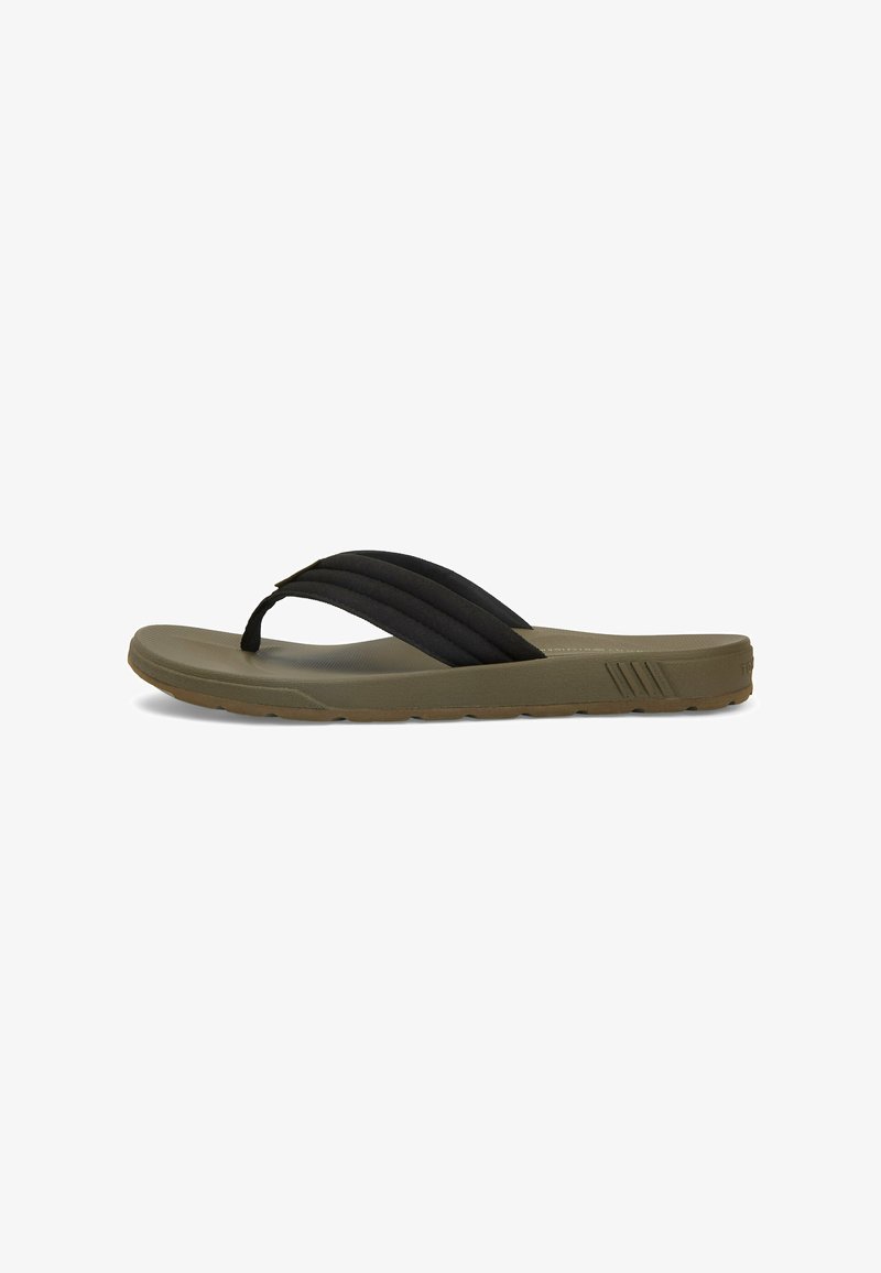 Sandale tong pour homme avec semelle vert olive et bride en tissu rembourré noir, vue de côté sur fond blanc.