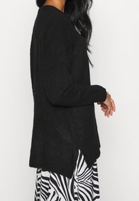 Even&Odd Sweter