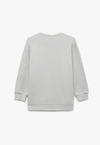 Jasnoszara bluza, żebrowana tekstura, okrągły dekolt, opadające ramiona oraz mankiety, luźny krój bez widocznych logotypów czy elementów metalowych.