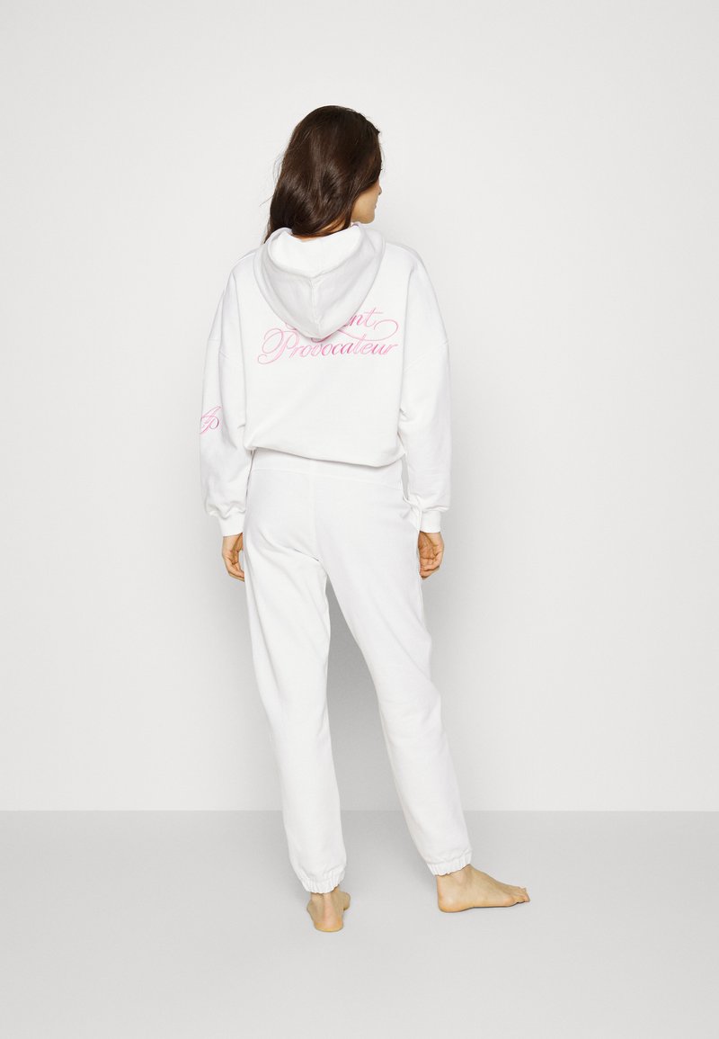 Damen Nachthemden | Agent Provocateur RAYLEY JOGGER Nachtwäsche Hose white/baby pink/weiß - ZC48152 Damen Nachthemden | Agent Provocateur RAYLEY JOGGER Nachtwäsche Hose white/baby pink/weiß - ZC48152