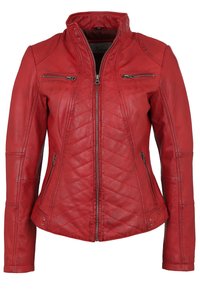 Rote Lederjacke mit gestepptem Design, hohem Kragen und Reißverschlusstaschen. Besitzt eine figurbetonte Silhouette und eine glatte Textur.