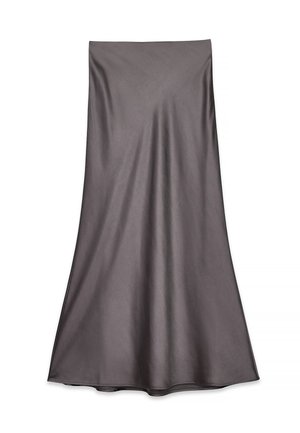 Jupe midi en satin gris avec une texture lisse et un design fluide. Présente une coupe droite, tombant en dessous du genou, sans embellissements.