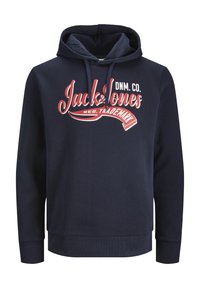 Námořnická modrá mikina s kapucí vyrobená z měkké látky, s klokánkovou kapsou, na přední straně s grafickým logem v červené a bílé barvě.