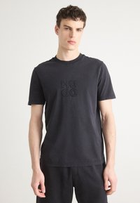 HUGO - DUSTRESS - T-shirt z nadrukiem Miniatura obrazu 1