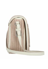 Stricktasche in Pink mit strukturiertem Muster, weißen Lederakzenten, verstellbarem Tragegurt und metallischen Beschlägen an der Seite.