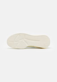 adidas by Stella McCartney Treenikenkä - white